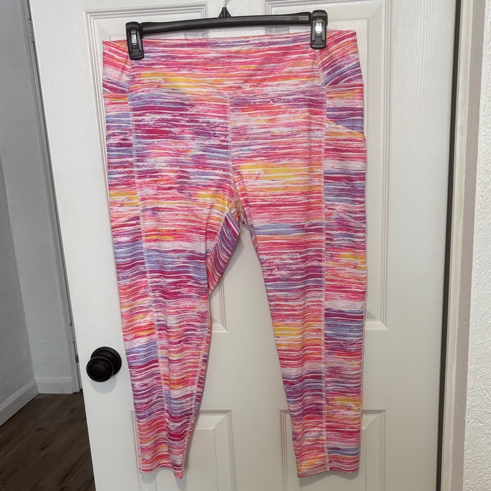 Pro Player Women's Athletic Leggings Colorful Striped Pattern